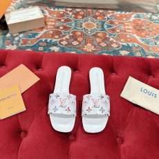 Louis Vuitton Slippers